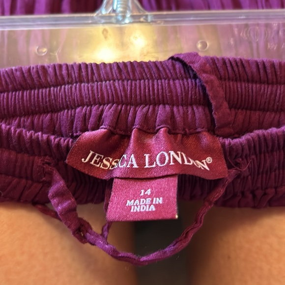 Plum broomstick skirt - Picture 2 of 4